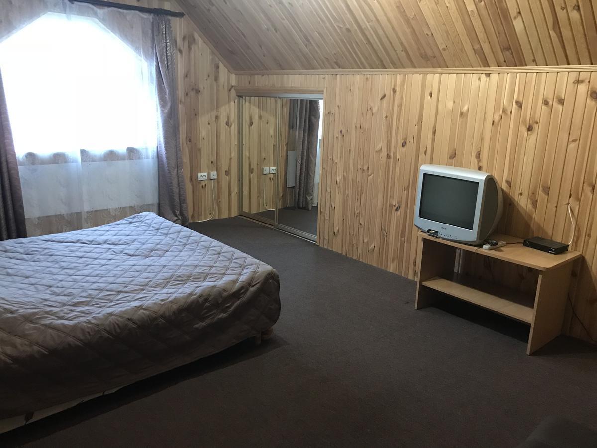 Садиба Червона Калина Private Estate Chervona Kalyna Yaremche Dış mekan fotoğraf