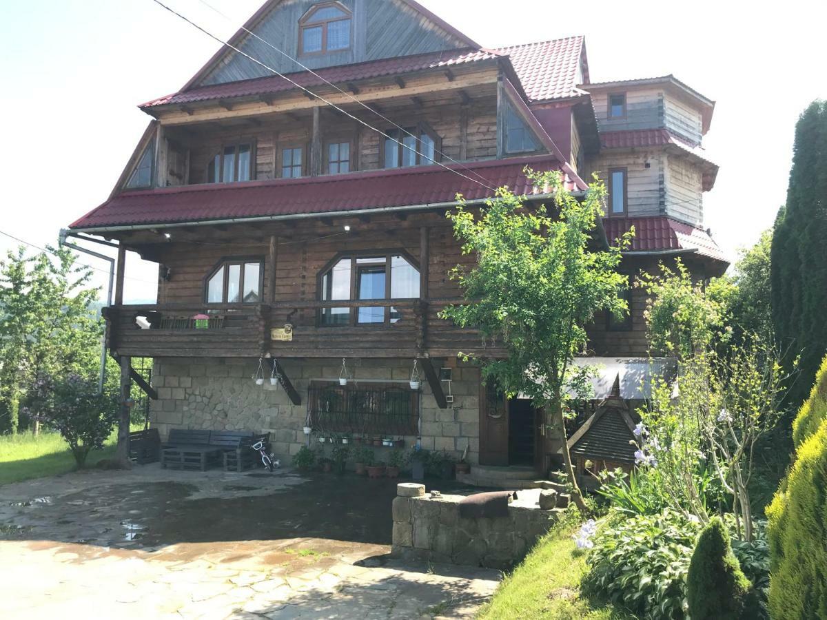 Садиба Червона Калина Private Estate Chervona Kalyna Yaremche Dış mekan fotoğraf