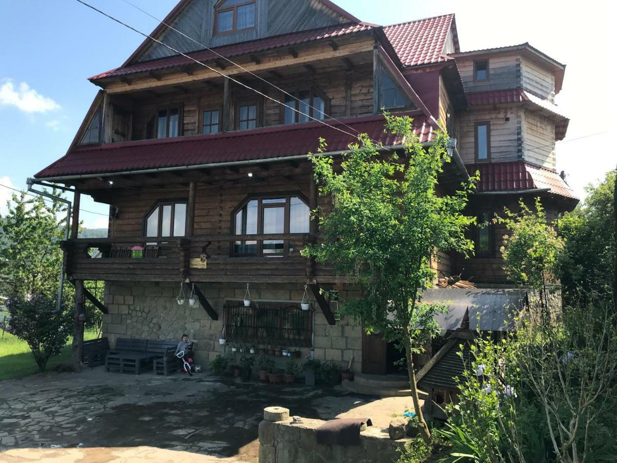 Садиба Червона Калина Private Estate Chervona Kalyna Yaremche Dış mekan fotoğraf