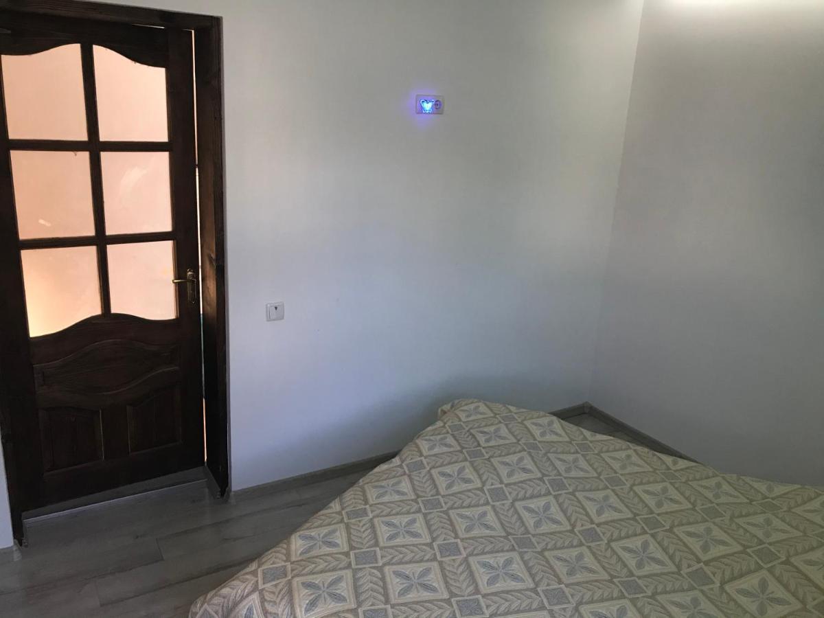 Садиба Червона Калина Private Estate Chervona Kalyna Yaremche Dış mekan fotoğraf