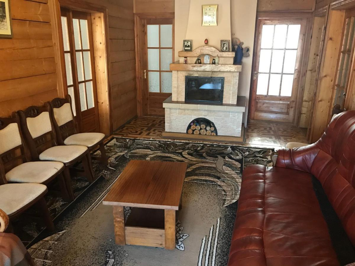 Садиба Червона Калина Private Estate Chervona Kalyna Yaremche Dış mekan fotoğraf